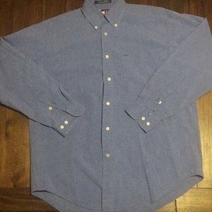 Casual Tommy Hilfiger Button down shirt.